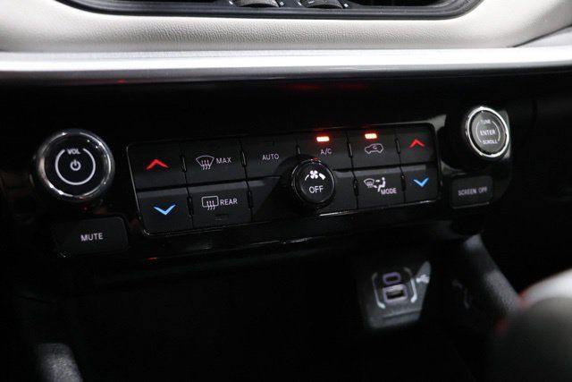 Used 2025 Jeep Compass Limited AWD/4WD image 25