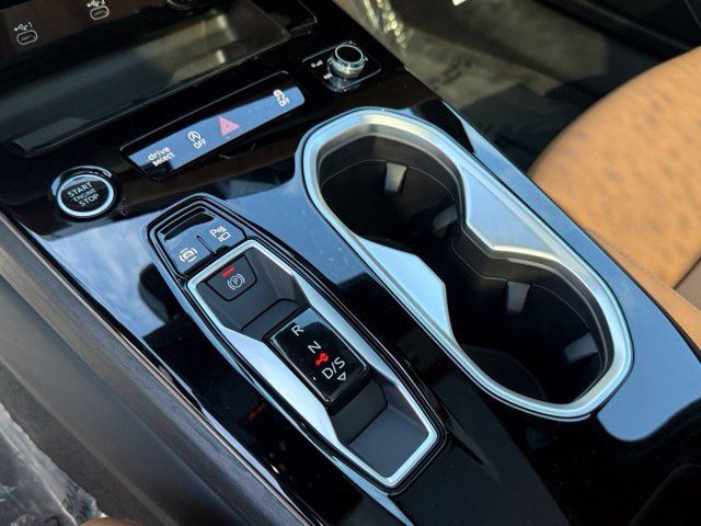 New 2026 Audi A6 Premium Plus AWD/4WD image 15