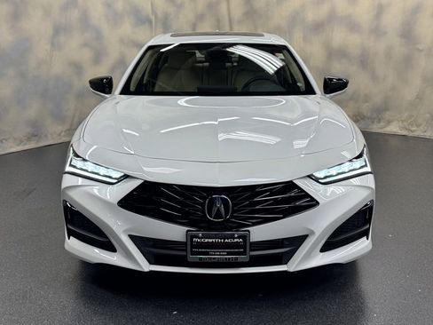 Used 2025 Acura TLX w/ Technology Package image 5