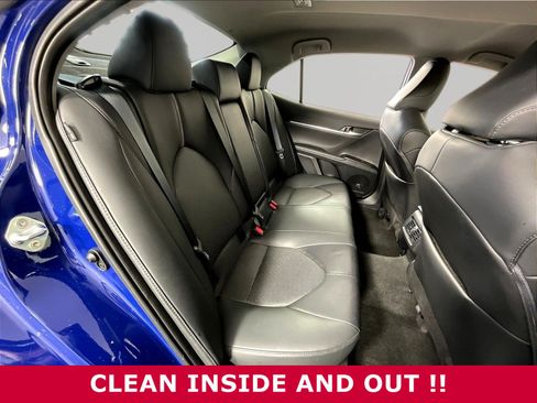 Used 2024 Toyota Camry XLE FWD image 25