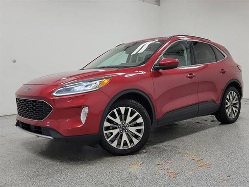 Used 2021 Ford Escape Titanium image 1