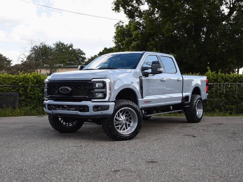 Used 2024 Ford F250 Lariat w/ Lariat Ultimate Package AWD/4WD image 1