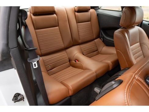 Used 2014 Ford Mustang GT Premium image 16