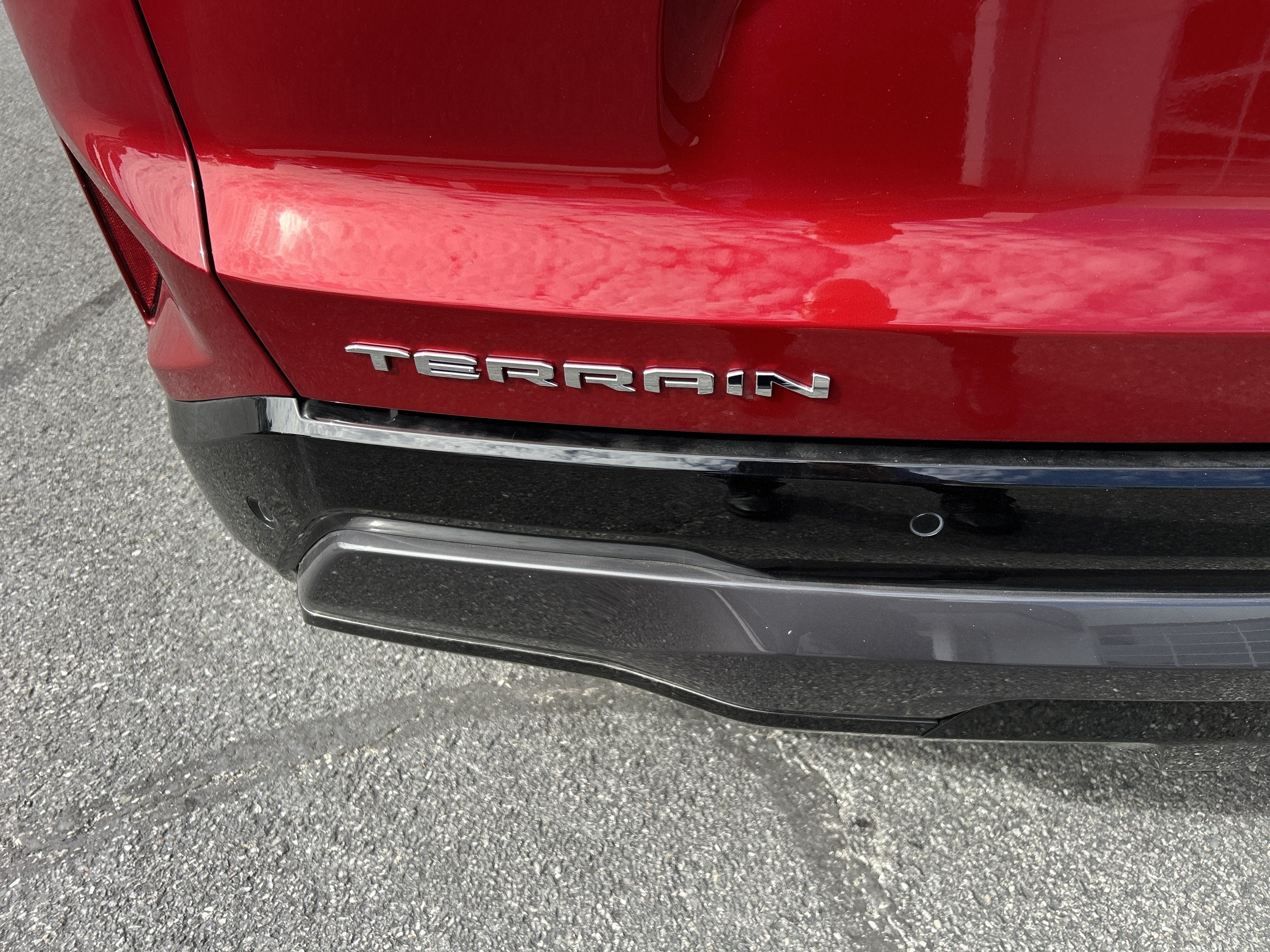 New 2027 GMC Terrain AT4 w/ Convenience Package III AWD/4WD image 9