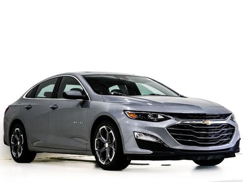 Used 2024 Chevrolet Malibu LT FWD image 1