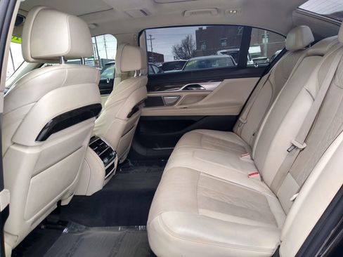 Used 2016 BMW 750i xDrive AWD/4WD image 15