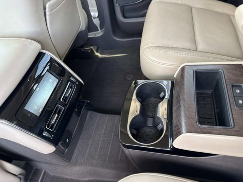 Used 2020 Lincoln Aviator Reserve w/ Equipment Group 201A image 16