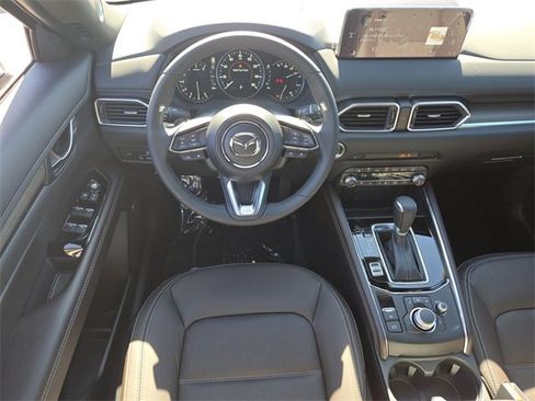 New 2025 MAZDA CX-5 Signature image 9