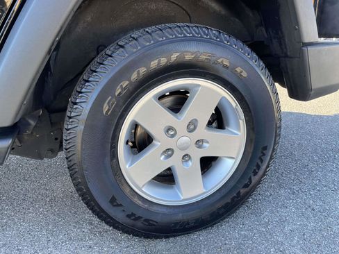 Used 2014 Jeep Wrangler Unlimited Sport w/ Quick Order Package 24S image 7