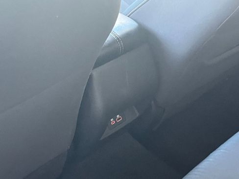 Used 2025 Nissan Altima 2.5 SV image 23