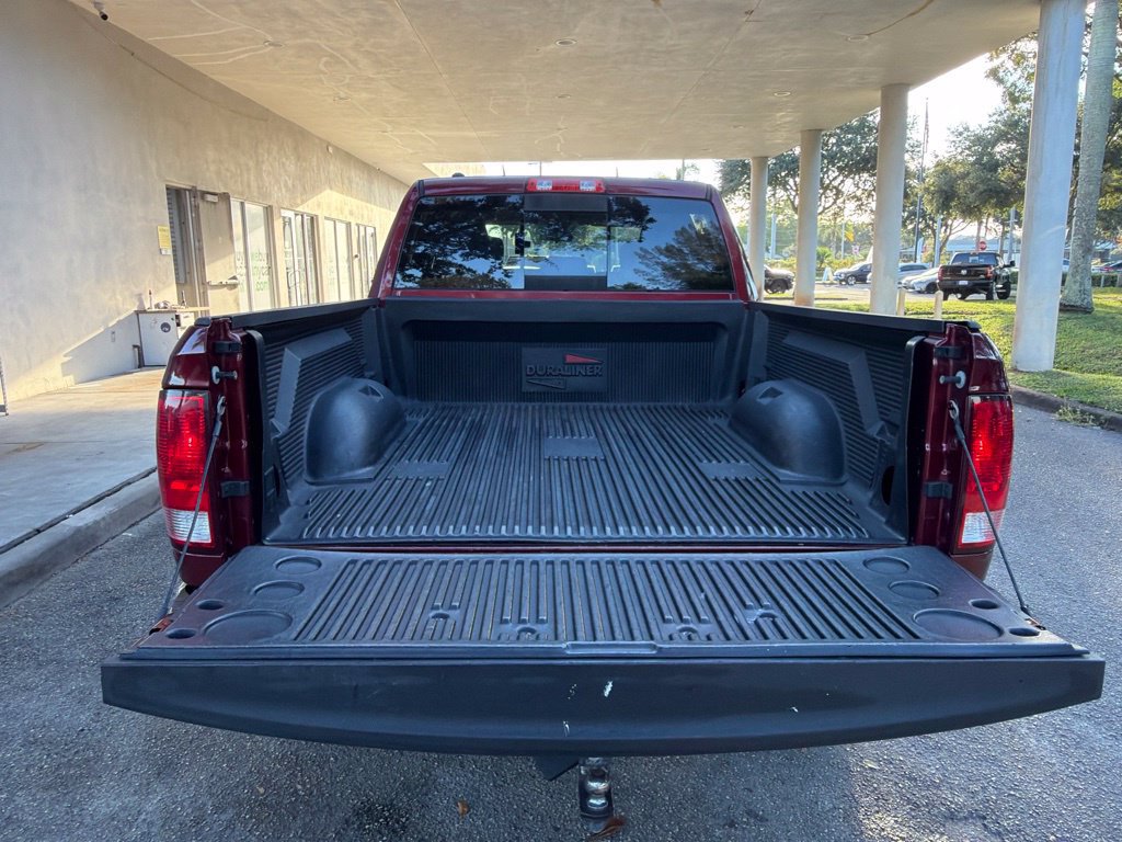 Used 2019 RAM 1500 Classic SLT AWD/4WD image 32