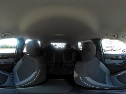 Used 2025 Chevrolet TrailBlazer LT image 40