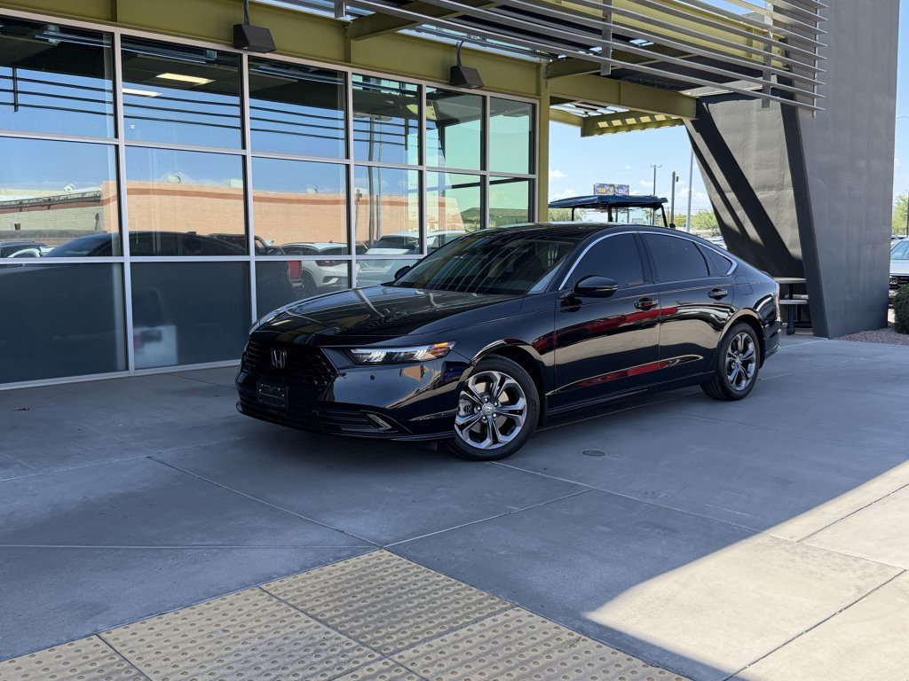 Used 2024 Honda Accord EX-L image 1
