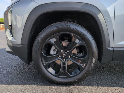 Certified 2025 Chevrolet Equinox LT w/ Safety and Technology Package AWD/4WD image 33
