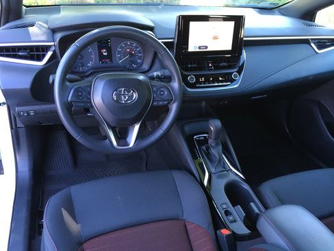 Used 2025 Toyota Corolla SE FWD image 22