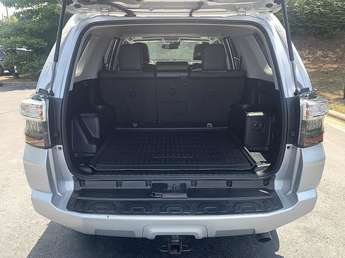 Certified 2023 Toyota 4Runner SR5 Premium w/ Moonroof Package AWD/4WD image 22