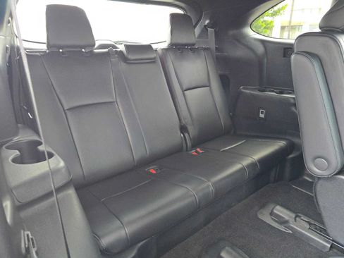 Certified 2024 Toyota Highlander XSE FWD image 13