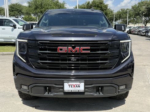 Used 2023 GMC Sierra 1500 Elevation w/ Elevation Premium Package AWD/4WD image 9