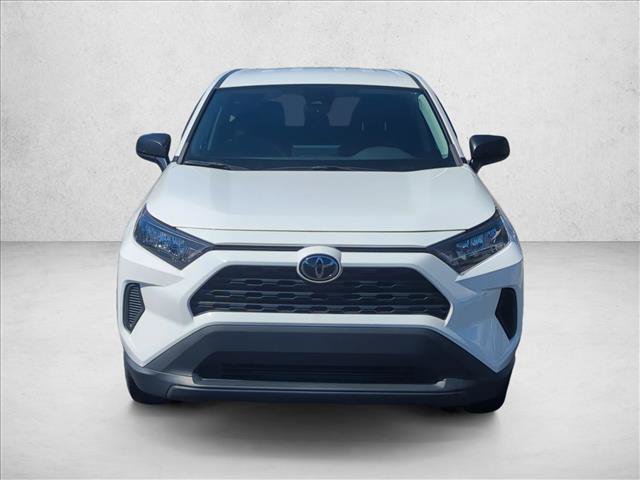 Used 2022 Toyota RAV4 LE FWD image 2