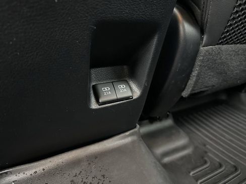 Used 2022 Toyota 4Runner SR5 Premium image 34