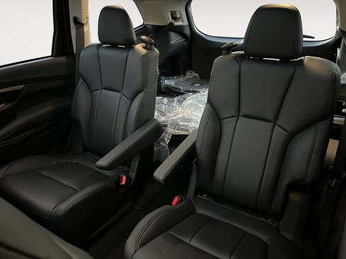 New 2026 Subaru Ascent Touring AWD/4WD image 13