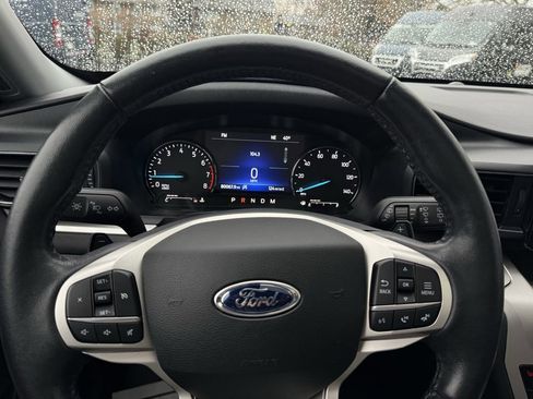 Used 2021 Ford Explorer XLT w/ Equipment Group 202A image 17