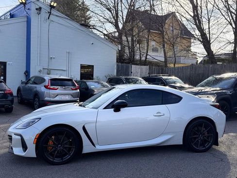 Used 2025 Subaru BRZ tS image 3