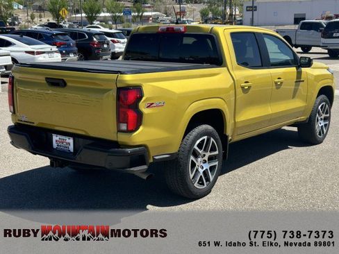 Used 2023 Chevrolet Colorado Z71 w/ Z71 Convenience Package 2 AWD/4WD image 7