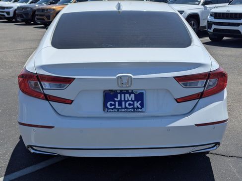 Used 2019 Honda Accord Touring image 3