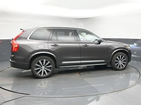 Used 2024 Volvo XC90 B5 Plus w/ Protection Package AWD/4WD image 9