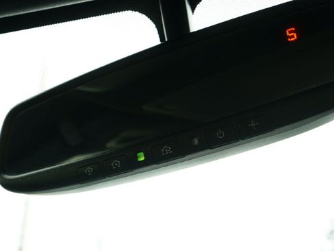 Used 2017 INFINITI Q60 3.0t image 20