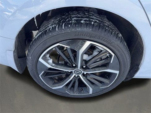 Used 2024 Nissan Altima 2.5 SR image 8