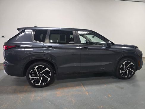 Used 2024 Mitsubishi Outlander SE AWD/4WD image 7