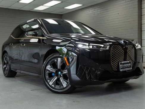 Used 2023 BMW iX xDrive50 w/ Premium Package AWD/4WD image 1