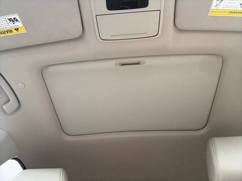 Used 2023 Honda CR-V EX-L image 41