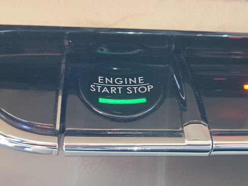 Used 2023 Lincoln Nautilus FWD w/ Premium Package image 28