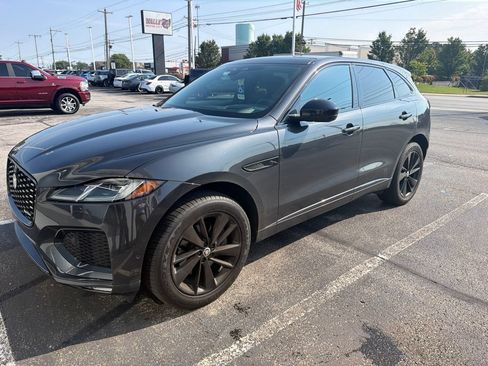 Used 2025 Jaguar F-PACE R-Dynamic S AWD/4WD image 2