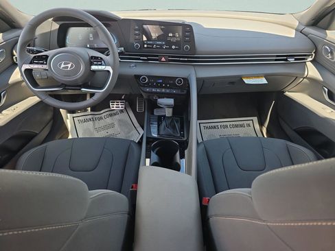 New 2026 Hyundai Elantra SEL Sport image 10