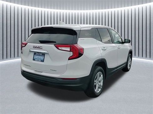 Certified 2024 GMC Terrain SLE image 3