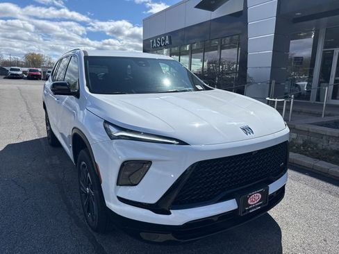 New 2025 Buick Enclave Sport Touring w/ Power Package image 2