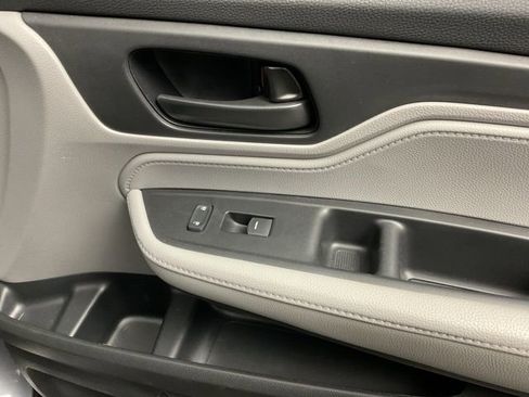 Certified 2024 Honda Odyssey EX-L image 24