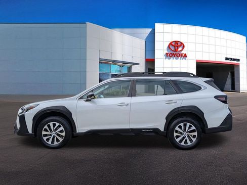Used 2023 Subaru Outback AWD/4WD image 13