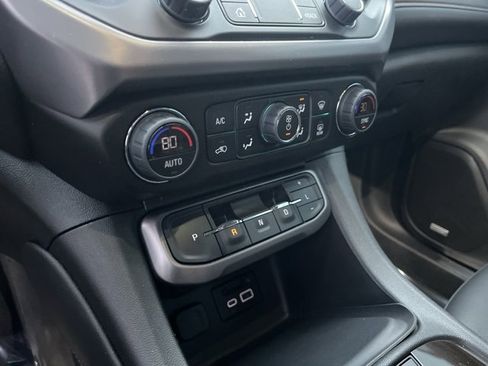 Used 2023 GMC Acadia AT4 w/ Technology Package image 27