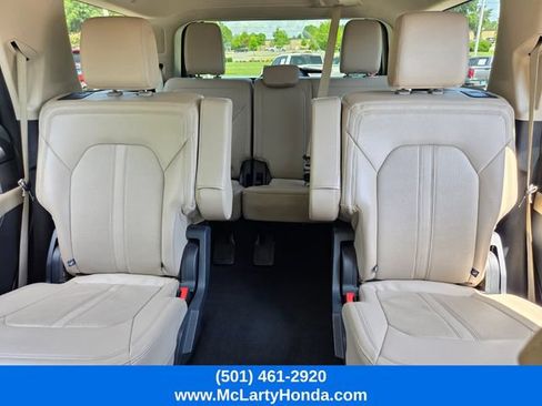 Used 2024 Ford Expedition Limited RWD image 11