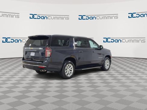 Used 2023 Chevrolet Suburban Premier AWD/4WD image 8
