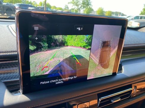 Used 2023 Lincoln Aviator Black Label w/ Class IV Trailer Tow Package AWD/4WD image 24