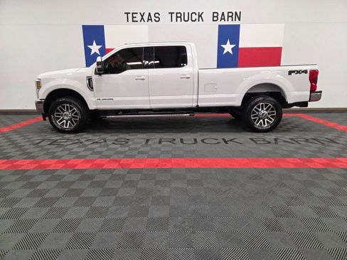 Used 2019 Ford F350 Lariat w/ Lariat Value Package image 1