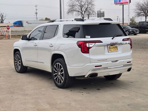 Used 2020 GMC Acadia Denali image 5