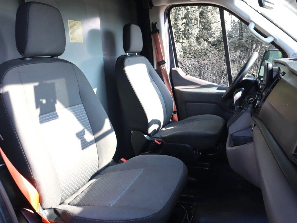 Used 2020 Ford Transit 250 148 High Roof Extended RWD image 31