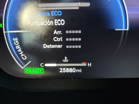 Used 2025 Toyota RAV4 Limited AWD/4WD image 17